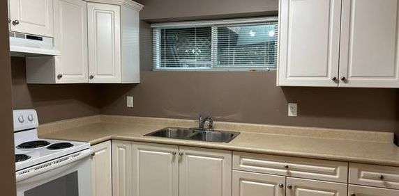 Large Space - Great Price - Photo 2