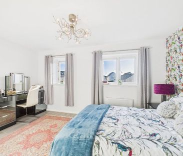 3 bedroom detached house to rent - Photo 5