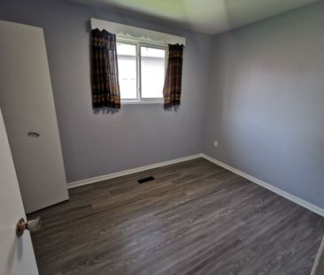 For Lease - 16 Nortonville Drive Unit# Upper, Toronto, Ontario - Photo 2