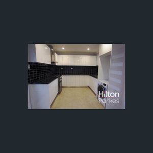 Two Bedroom Granny Flat! - Photo 2