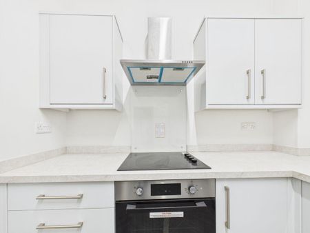 1 bedroom flat to rent - Photo 5