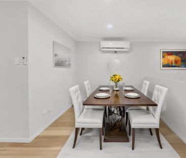 “Modern Townhouse Living in Springfield Lakes!” - Photo 1