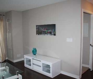 301 Oxford Street West - Photo 5