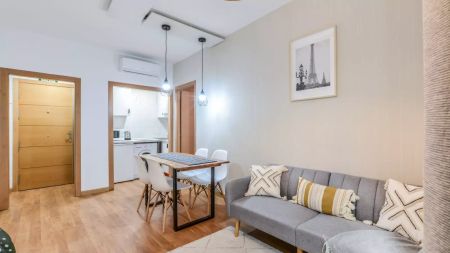 Studio for rent in Argüelles. - Photo 3