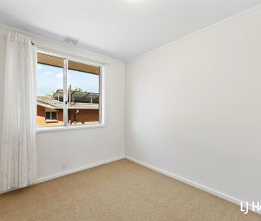 10 Kissane Crescent, Evatt ACT, Belconnen - Photo 5