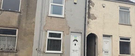 2 bedroom terraced house to rent - Photo 1