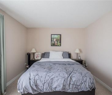 For Lease - 2308 Whistling Springs Crescent, Oakville, Ontario - Photo 1