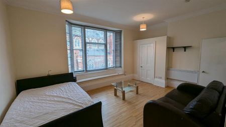 Studio to rent - Photo 4