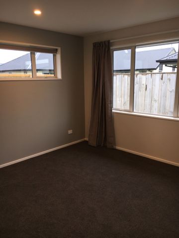 Executive Four Bedroom Home - Photo 4