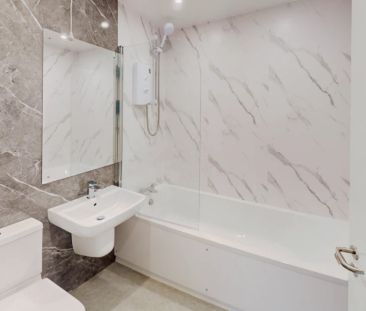 Flat 25-Bedroom C - Photo 5