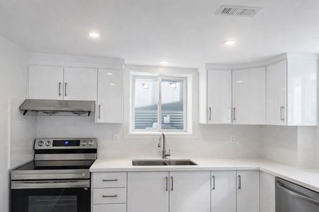 For Lease - 1038 Hardy Way Unit# Lower, Innisfil, Ontario - Photo 5