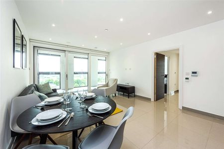 This modern apartment offers well-proportioned accommodation with a bright and spacious open-plan living and dining area. - Photo 3