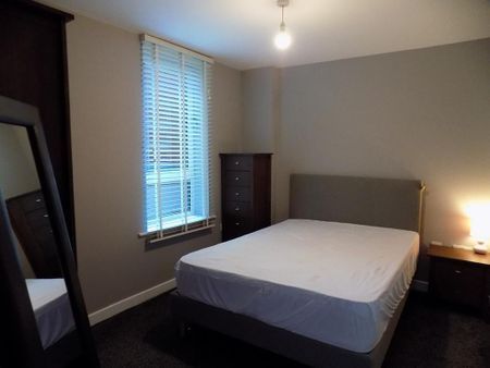 3 bedroom ground floor flat to rent - Photo 5