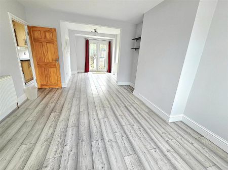 2 bedroom terraced house to rent - Photo 2