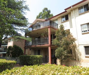 Comfortable Apartment in a Convenient Location - Photo 5