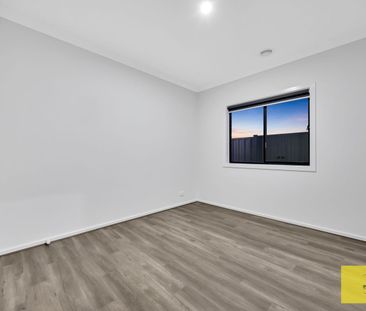 🏡 STYLISH & SPACIOUS 4-BEDROOM HOME – MODERN LIVING AT ITS BEST! - Photo 1