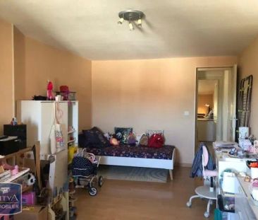 Appartement à louer 4 pièces 75.34m² - Photo 2