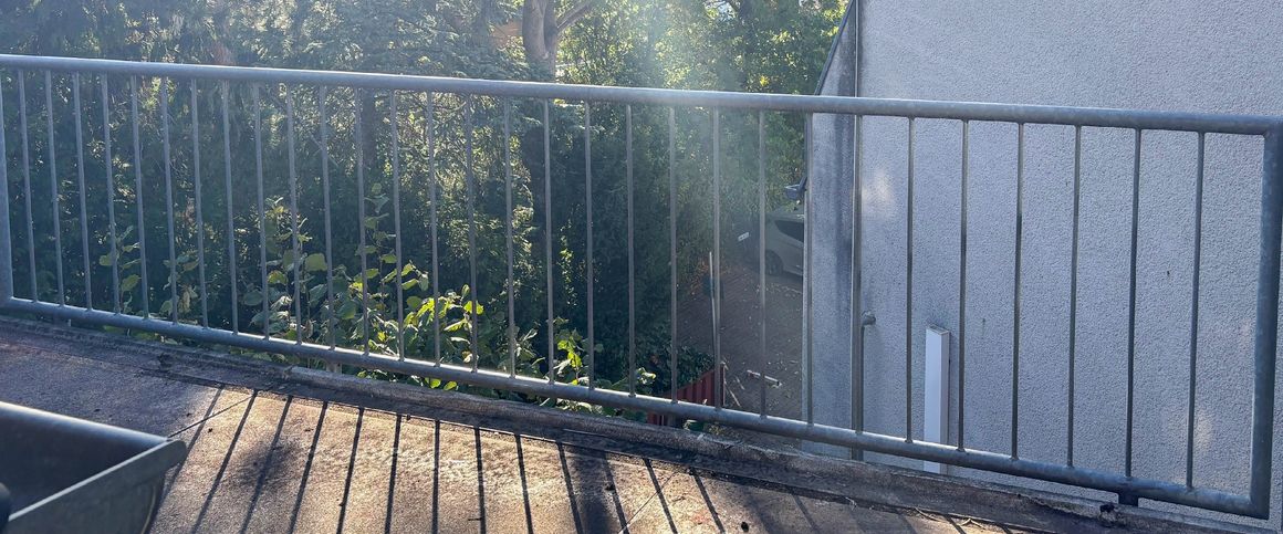 Schöne 2-Zimmerwohnung mit großem Balkon - Photo 1
