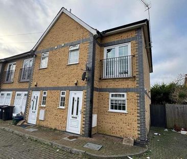 Cranford Lane, Hounslow, TW5 - Photo 3