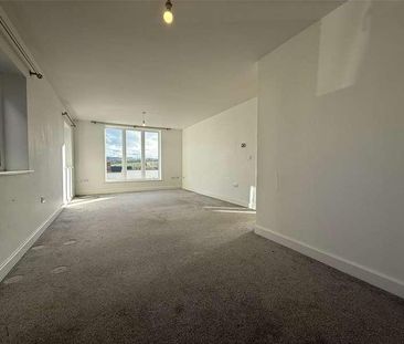 Yeo Crescent, Crediton, Devon, EX17 - Photo 2