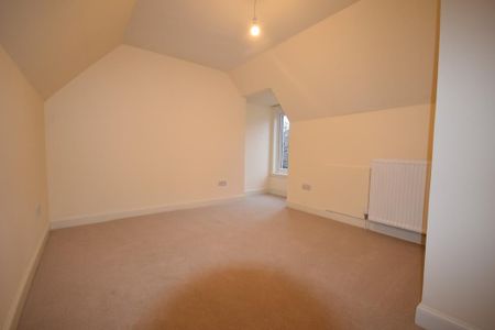 4 bedroom apartment to rent - Photo 5