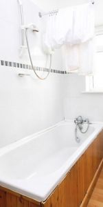 1 bedroom apartment to rent Satanita Road, Westcliff-on-Sea, Essex, SS0 - Photo 3