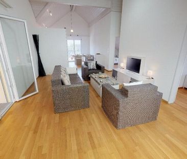 Cozy attic apartment in the center of Illnau - Photo 2