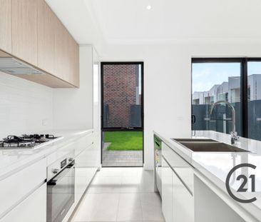 Brand New Beautiful Townhouse - Fletchers Slip - Photo 6