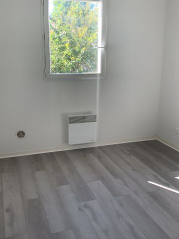 Location Appartement 3 pièces 59m² ST ANDRE DE CUBZAC 33240 - Photo 3