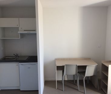 Location Appartement 1 pièce 22m² VILLENAVE D ORNON 33140 - Photo 2