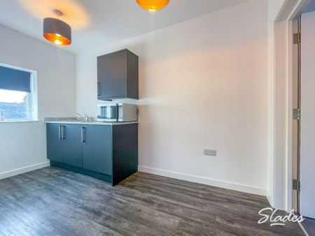 Studio to rent - Photo 4