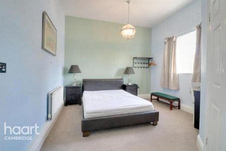 1 bedroom in a house share to rent - Photo 4