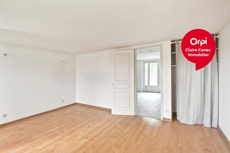 Location Appartement 2 pièces 43m² MAZAMET 81200 - Photo 3