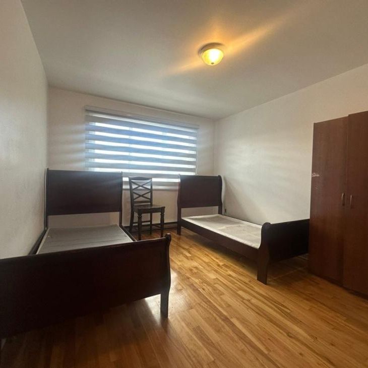 8709 Rue Barbeau, H1R 2N3, H1R 2N3, Montréal - Photo 1