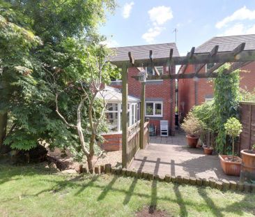 4 bedroom detached house to rent - Photo 5