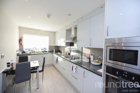 5 bedroom house to rent - Photo 5