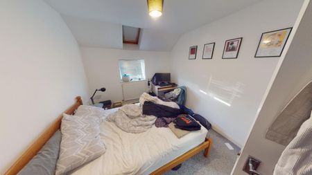 2 bedroom ground floor flat to rent - Photo 5