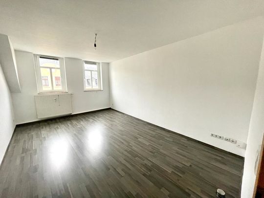 *** Schöne 2-Zimmer-Dachgeschosswohnung in Chemnitz *** - Photo 1