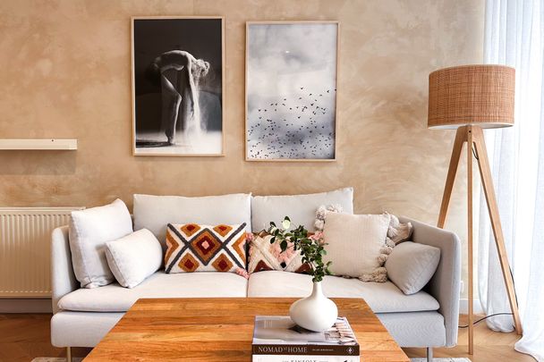 Thinking of selling? Contact our agent - Photo 1