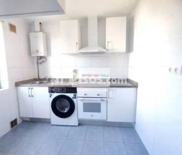 Piso en alquiler en Oviedo - Foto 4