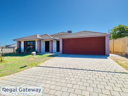 15 Brutia Place, AUBIN GROVE WA 6164 - Photo 2