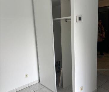 Location Appartement 1 pièce 28m² VALENCE 26000 - Photo 2