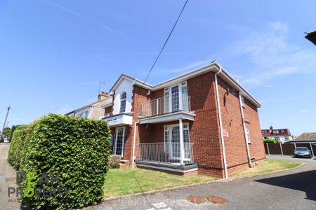 Springfield Drive, Westcliff On Sea - Photo 4