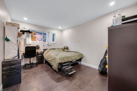 For Lease - 1343 Highgate Road, Parkway Park - Queensway Terrace S and Area, Ontario - Photo 5