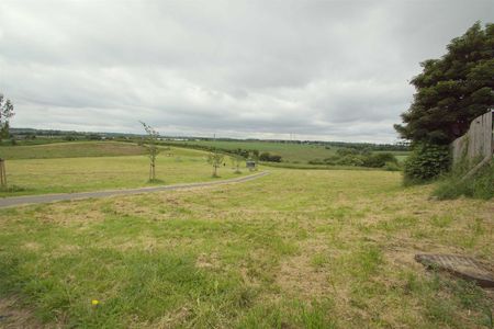 Manor Crescent, Rothwell, Leeds - Photo 2