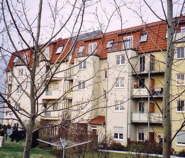 2-Raumwohnung mit Balkon sucht Sie als neuen Mieter! - Foto 3