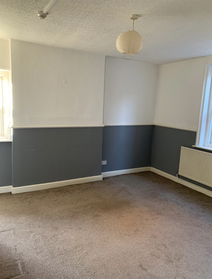 Wistaston Road, Crewe,CW2 - Photo 1