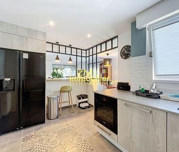 Location Appartement 5 pièces 124m² - Photo 6