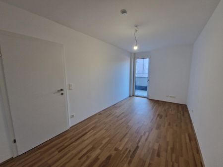 Smartes Wohnen - Neubauwohnung mit Balkon im schönen Stadtteil West Side Living Top 15 - Photo 2