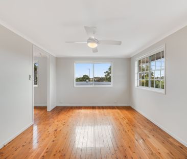 53 Debra Street - Photo 6